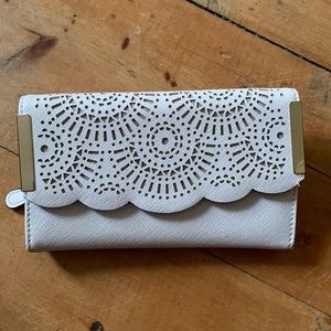 COPY - Call it spring wallet